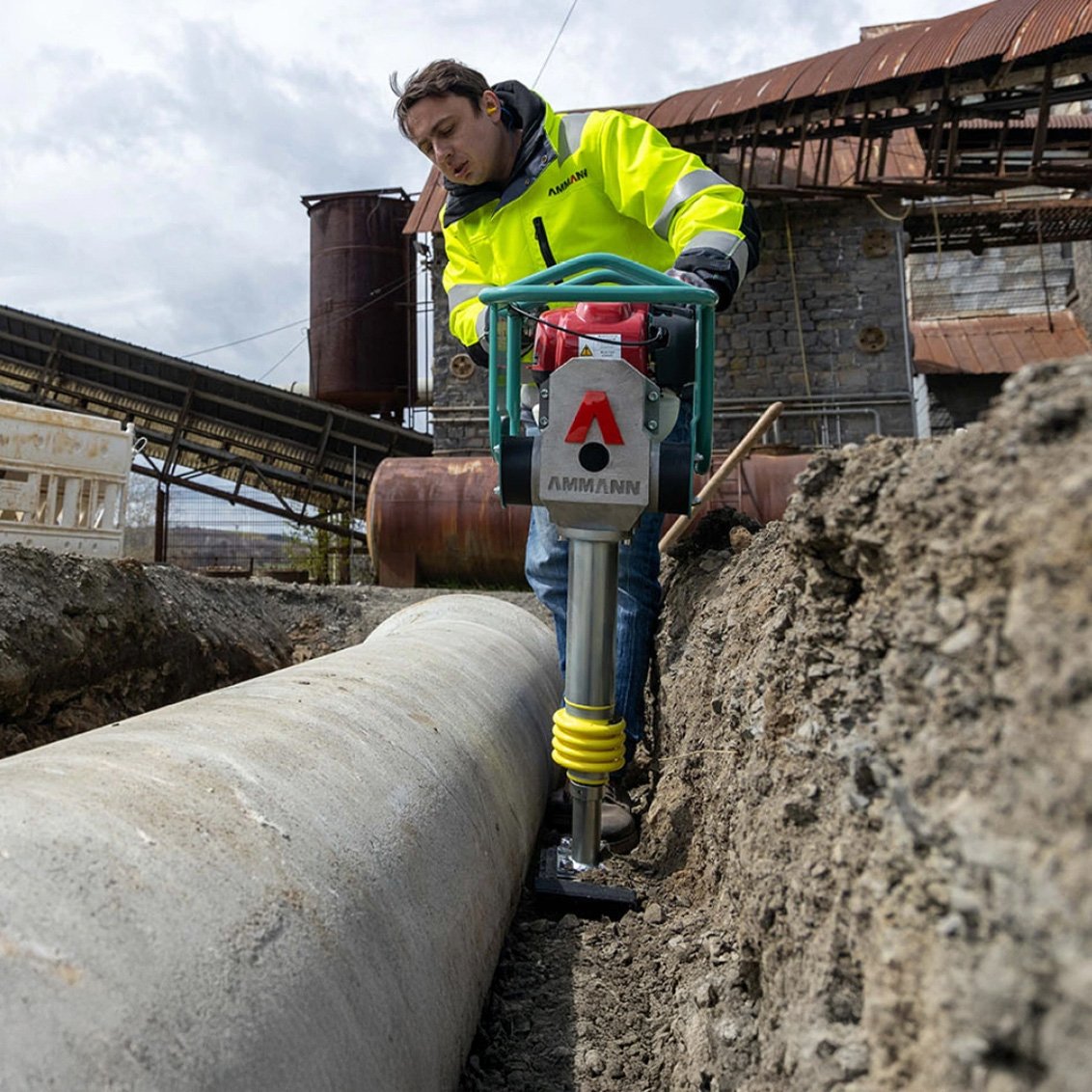 Ammann ATR 30 döngölőbéka - Case Építőgépek