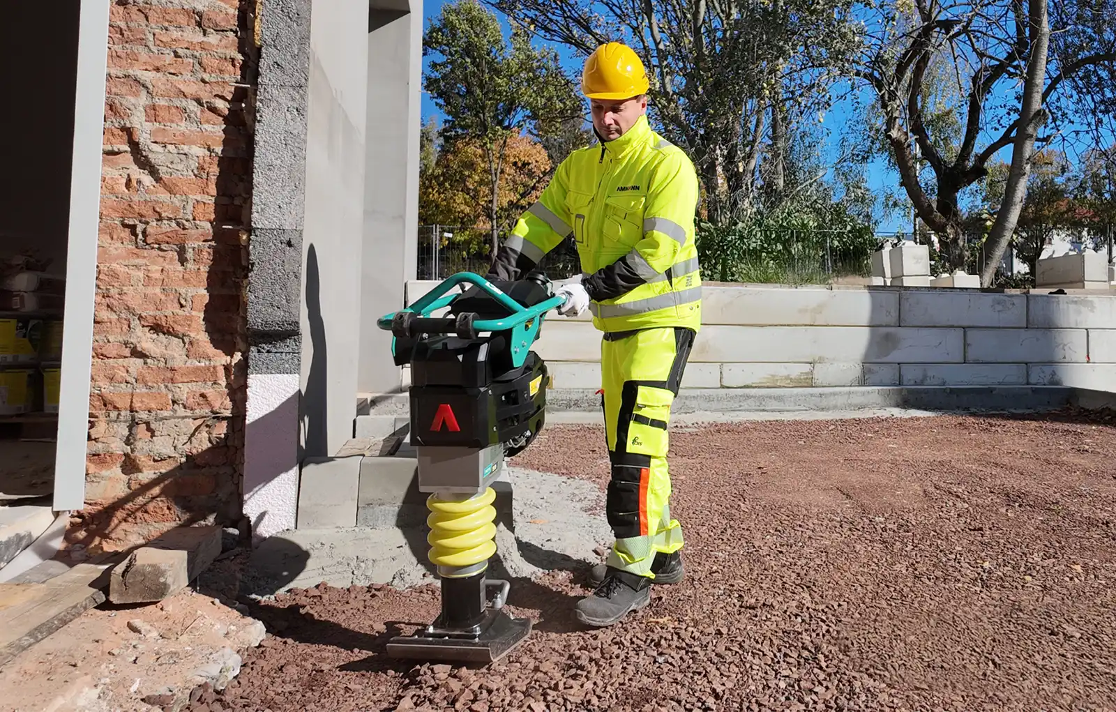 Ammann ATR 66 döngölőbéka - Case Építőgépek