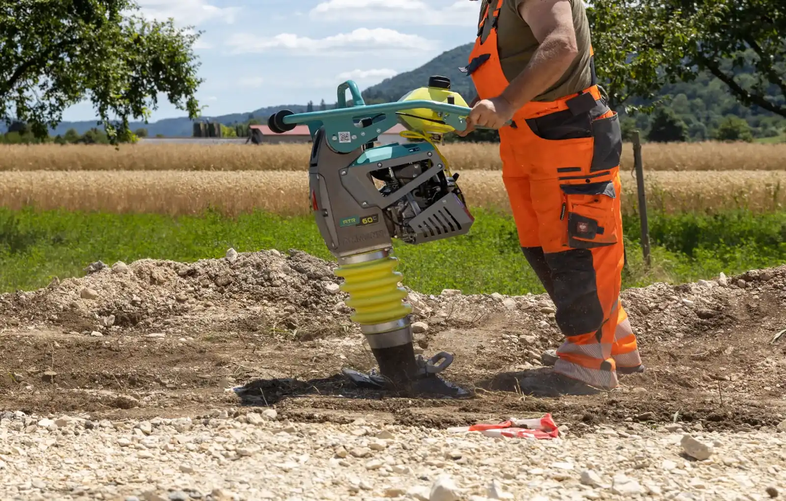 Ammann ATR 68 C döngölőbéka - Case Építőgépek