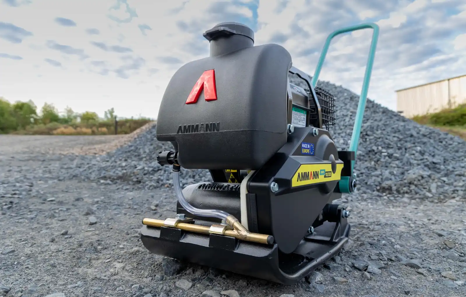 Ammann APF 10/33 lapvibrátor - Case Építőgépek