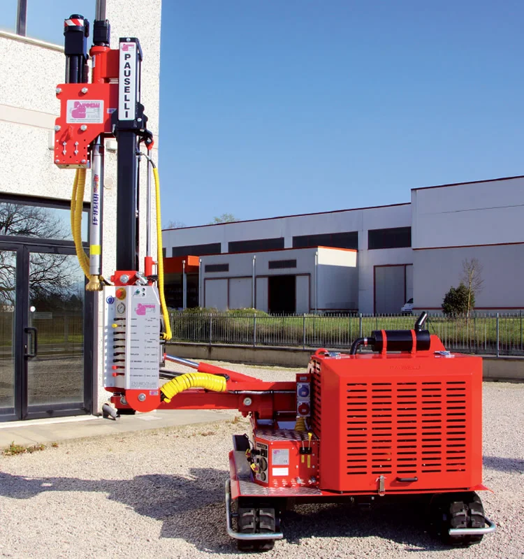 Pauselli Pile Driver 400 - Case Építőgépek