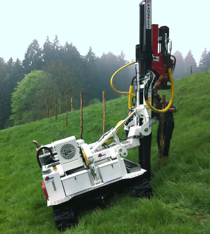 Pauselli Pile Driver 700 kerítésekhez - Case Építőgépek