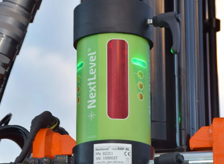 Stonex STX-Suite GPS Rendszer Cölöpverő Gépekhez - Image 4