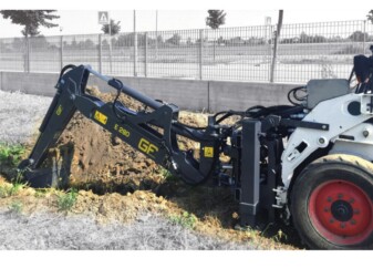 GF Gordini - Sideshift backhoe – E - caseepitogepek.hu